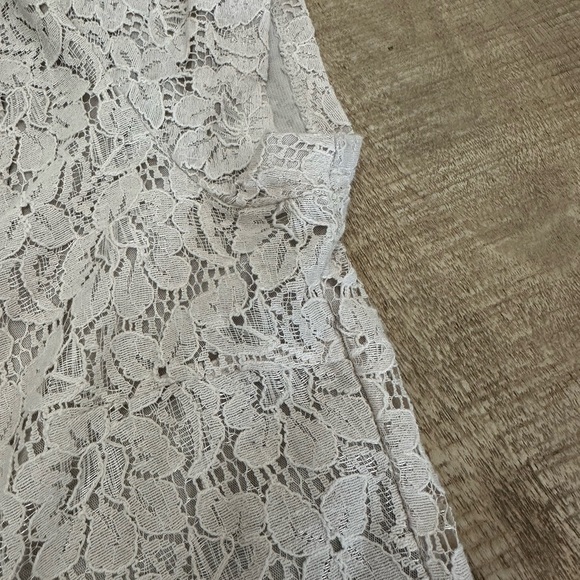 WHBM Lace Cap Sleeve Top Small | Floral Overlay | Lined - Picture 8 of 11